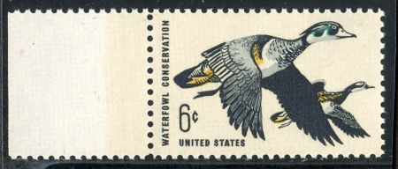 US 1362b VF NH Red and Dark Blue Omitted cv 400.00