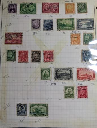 Canada 1970-1982 Used Collection in 3-Ring Binder